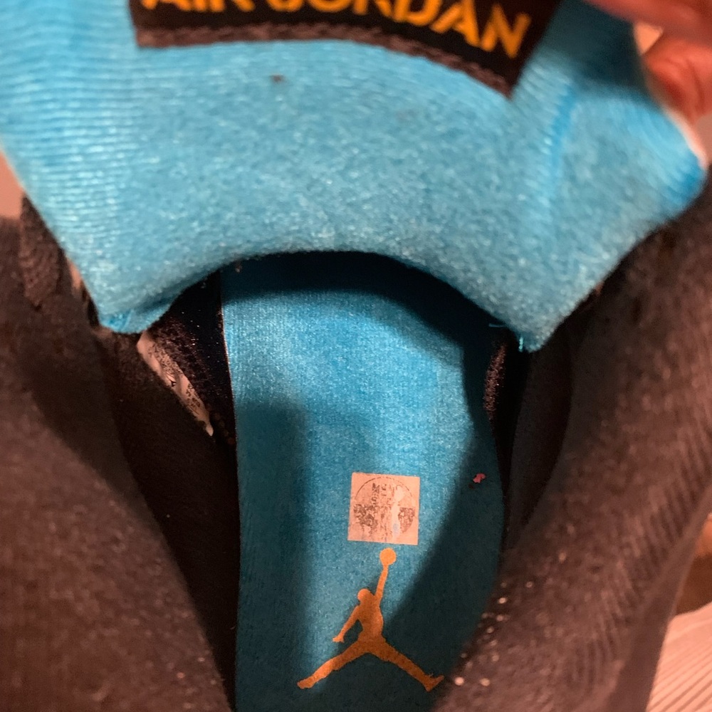 Jordan’s - Picture 3 of 6